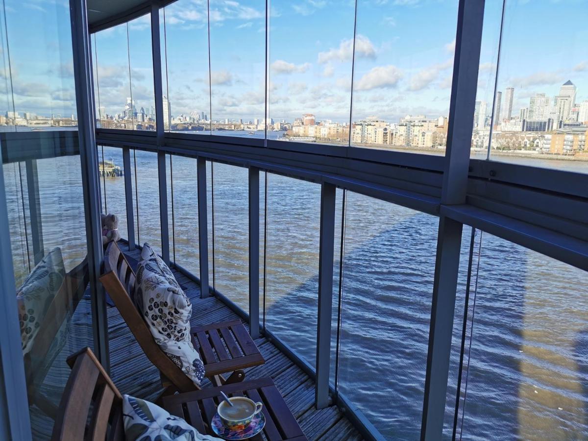 Homestay Room With Stunning Thames River View Лондон Екстериор снимка